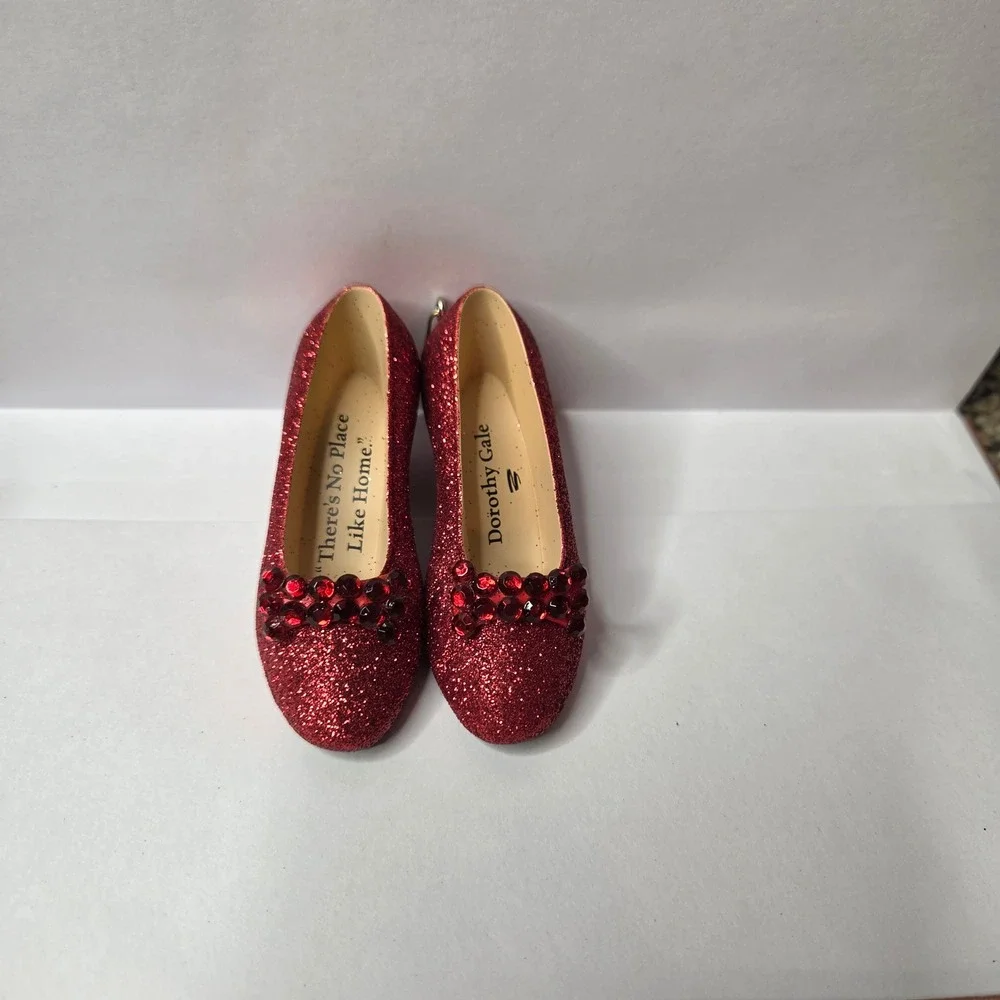 Hallmark keepsake dorothy